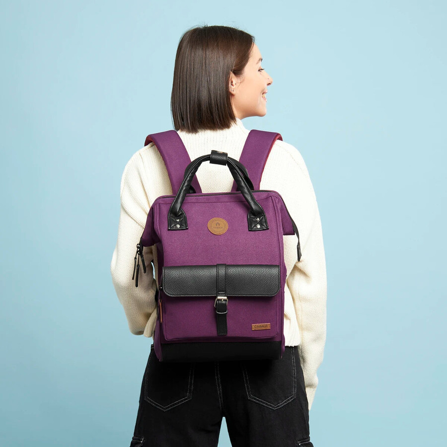 mochila adventurer medium singapur