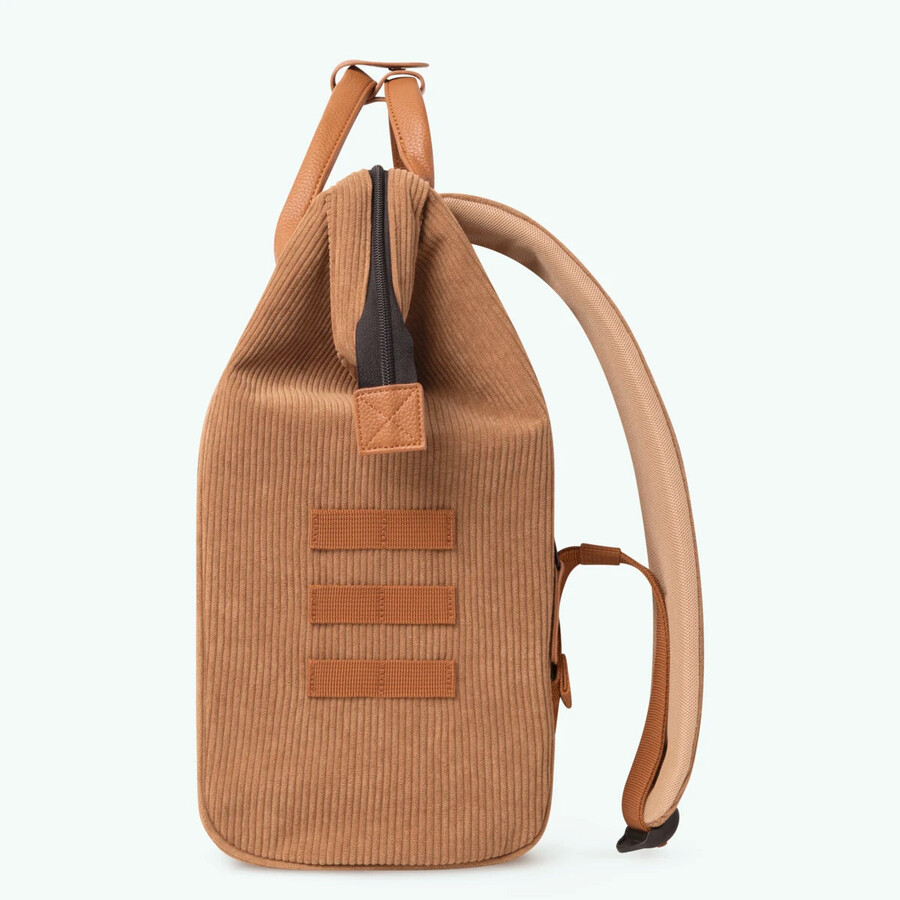 mochila aventurera mediana dubái