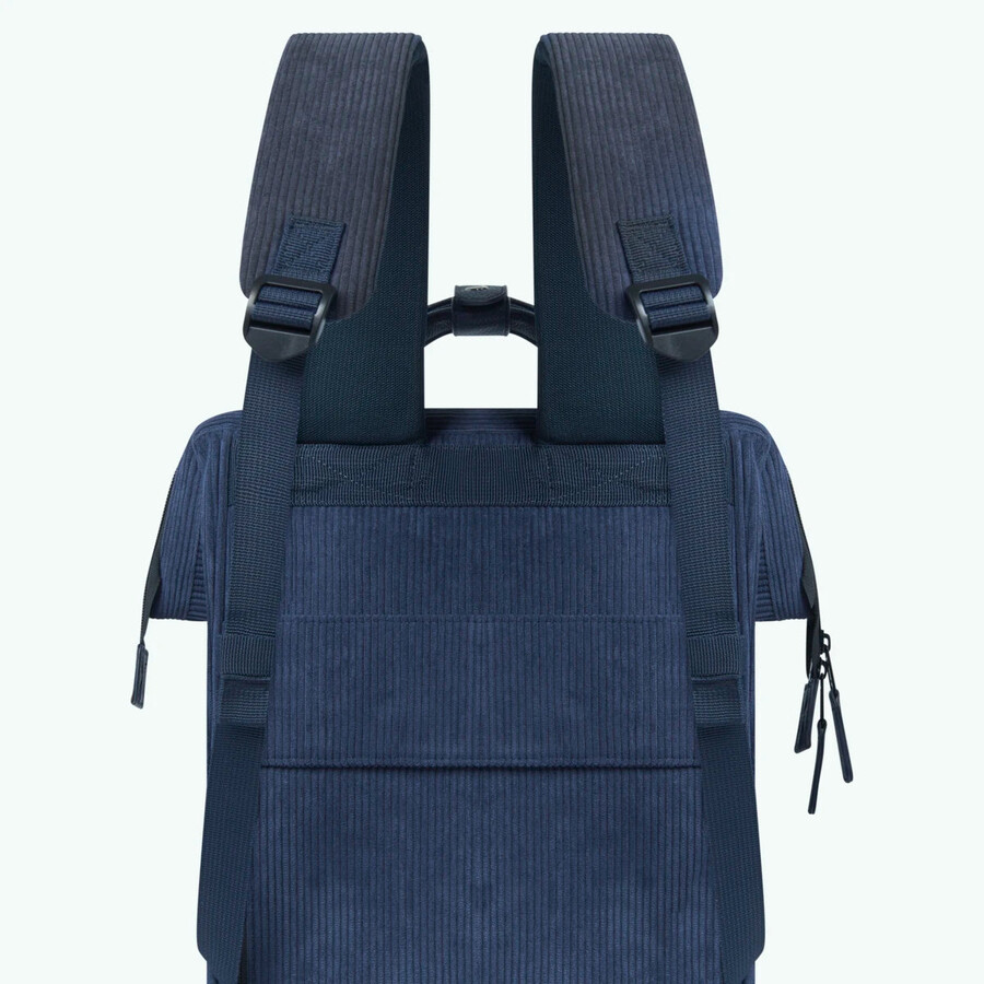 mochila aventurera mediana indianápolis