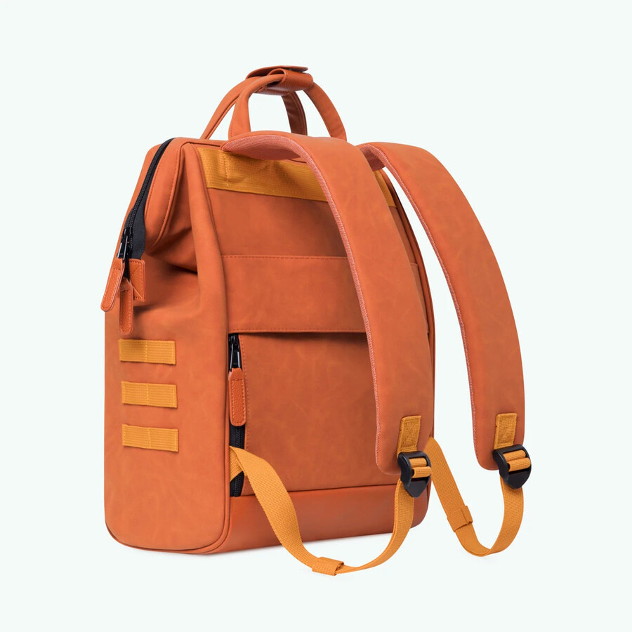 mochila aventurera mediana tanta