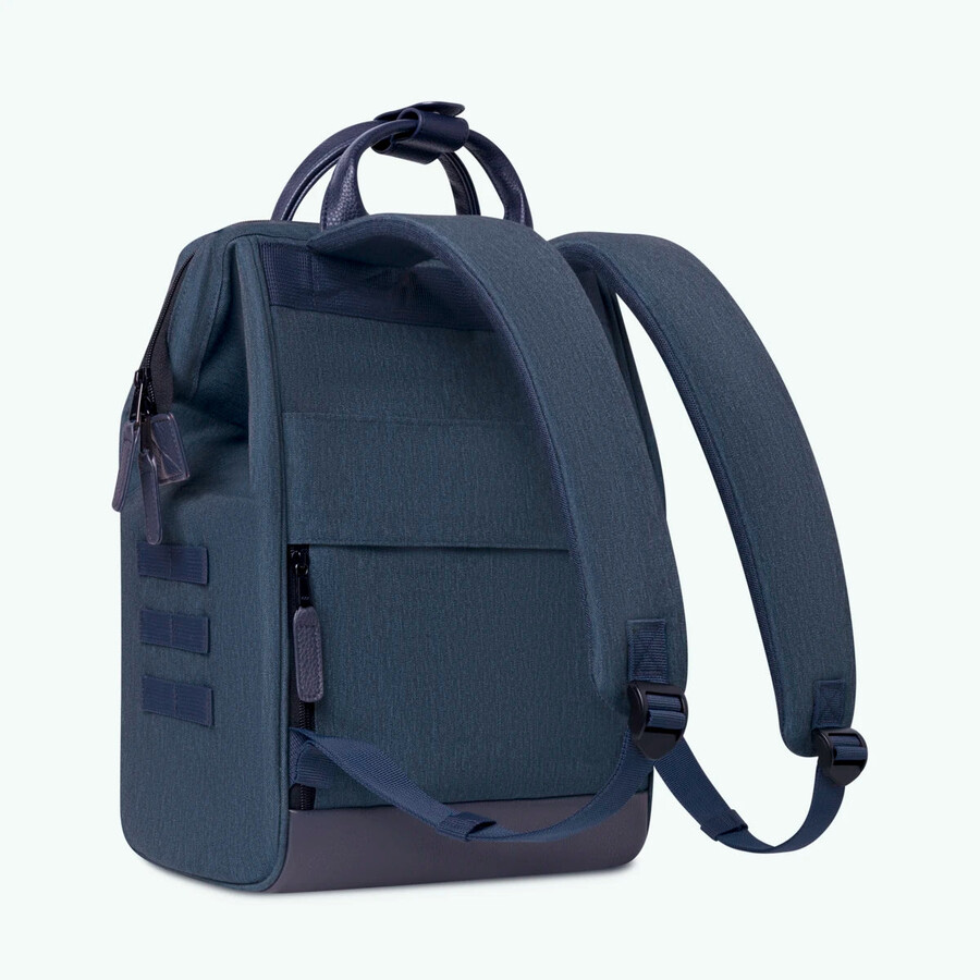 mochila aventurera mediana puerto antonio