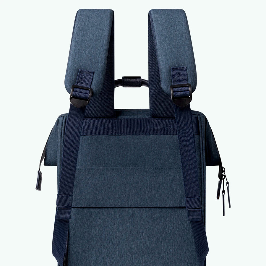 mochila aventurera mediana puerto antonio