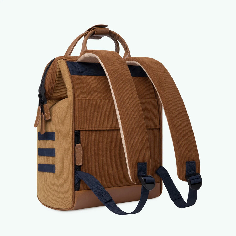 mochila aventurera mediana cantón