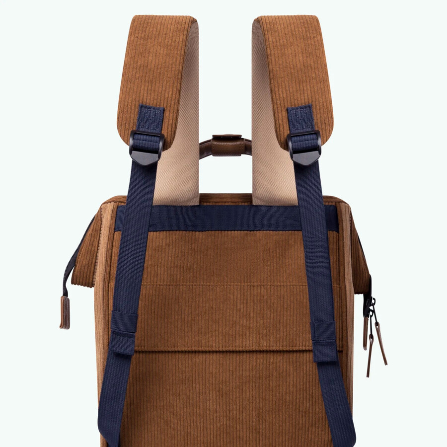 mochila aventurera mediana cantón