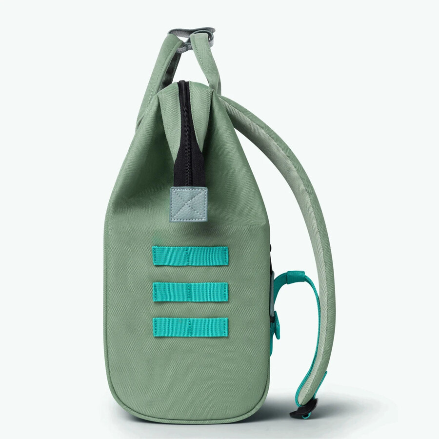 mochila aventurera mediana sevilla