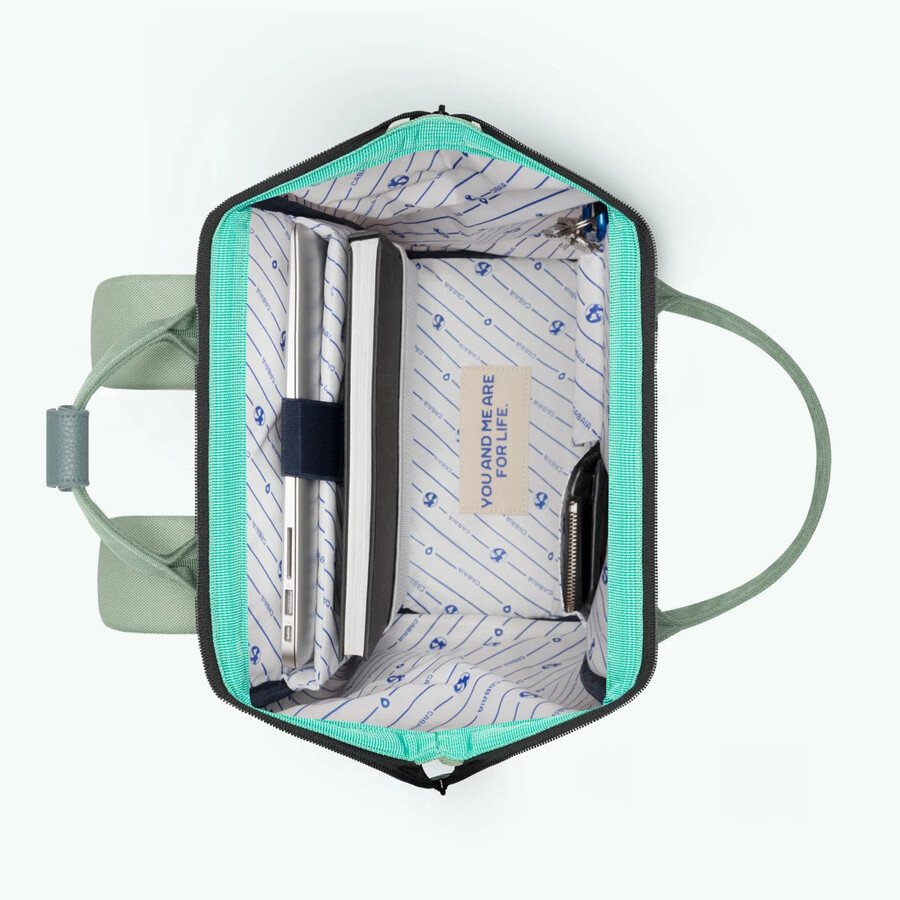 mochila aventurera mediana sevilla
