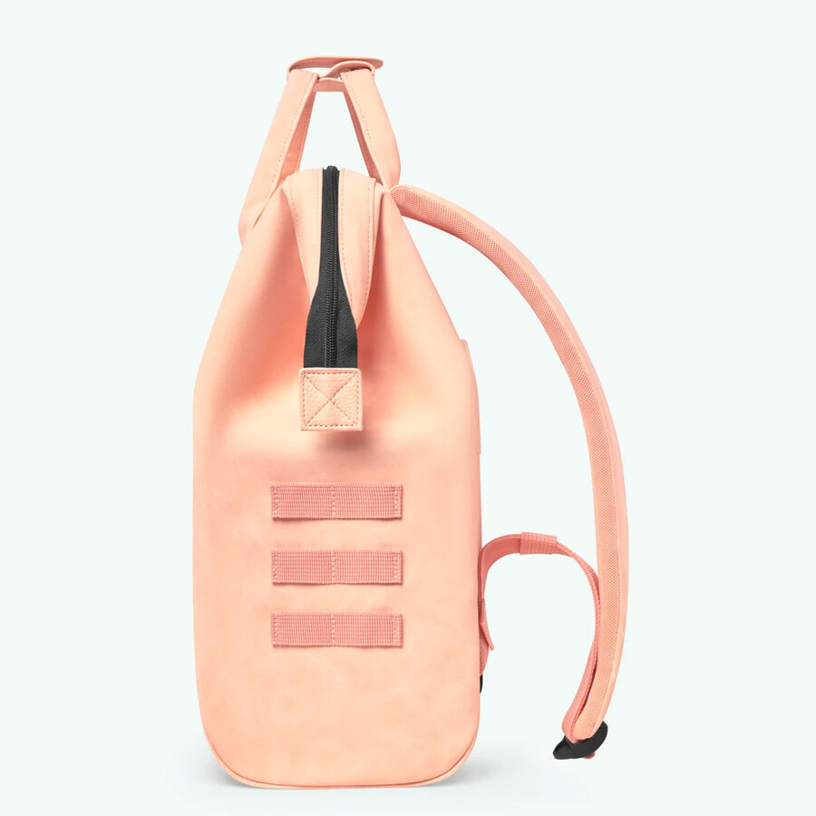 mochila aventurera mediana como