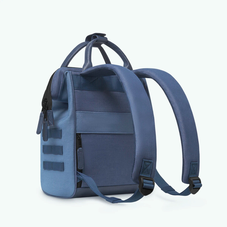 mochila aventurero pequeña san giljan