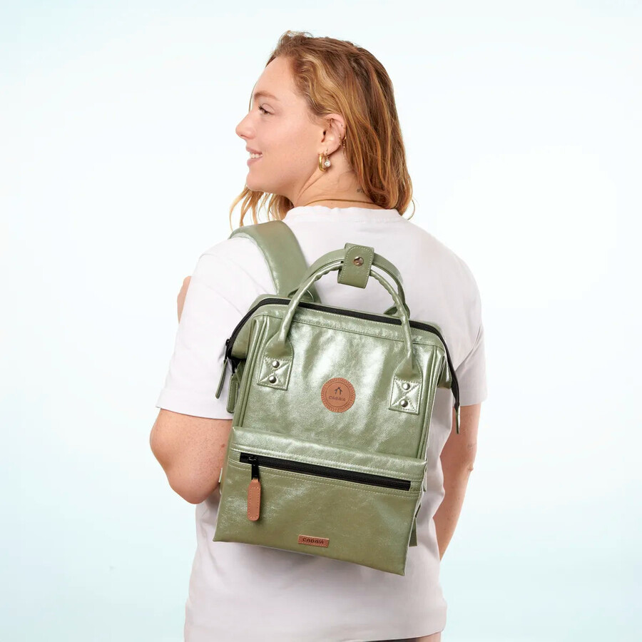 mochila aventurera pequeña riverdale