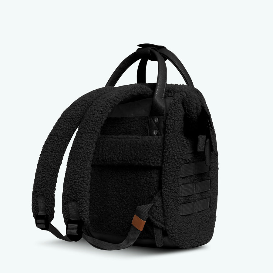 mochila de aventurero pequeña dhaka