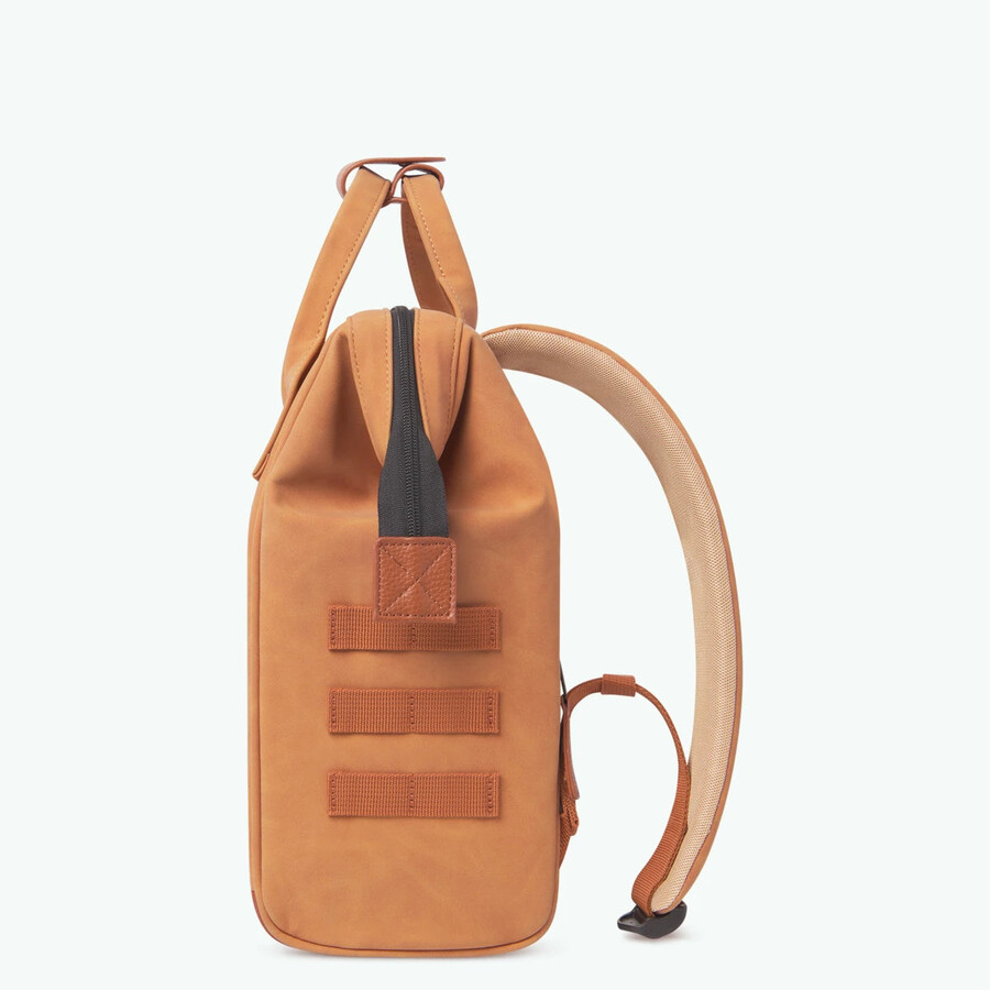 mochila aventurera pequeña moscú