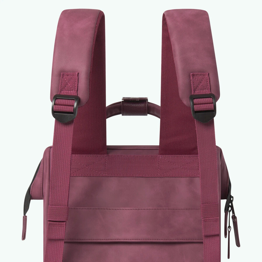 mochila aventurera pequeña delhi